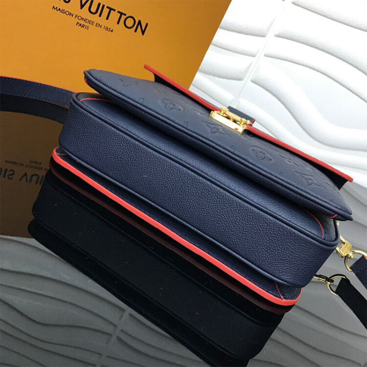 LV Pochette Metis Handbag