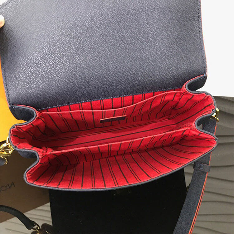 LV Pochette Metis Handbag