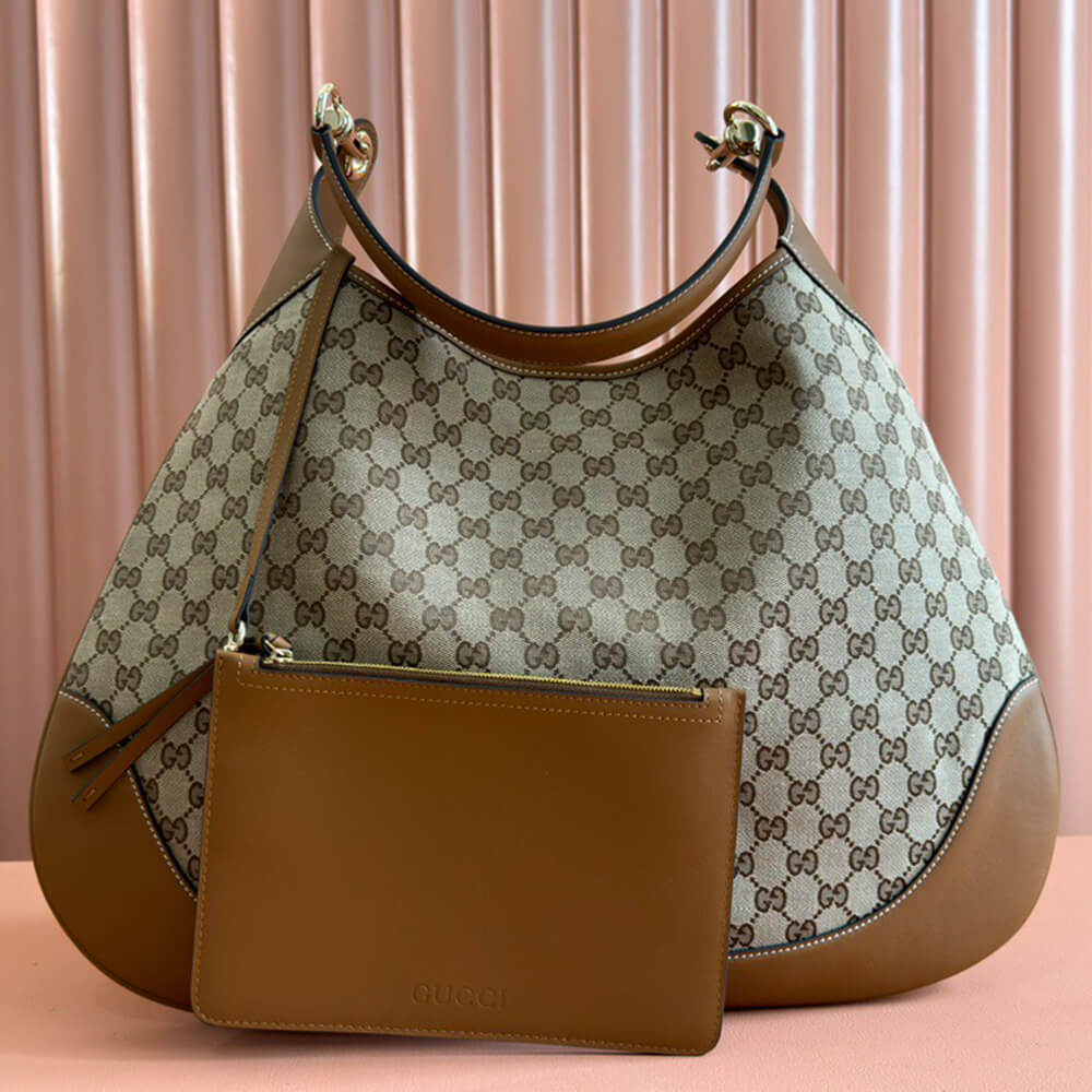 Gucci B medium shoulder bag