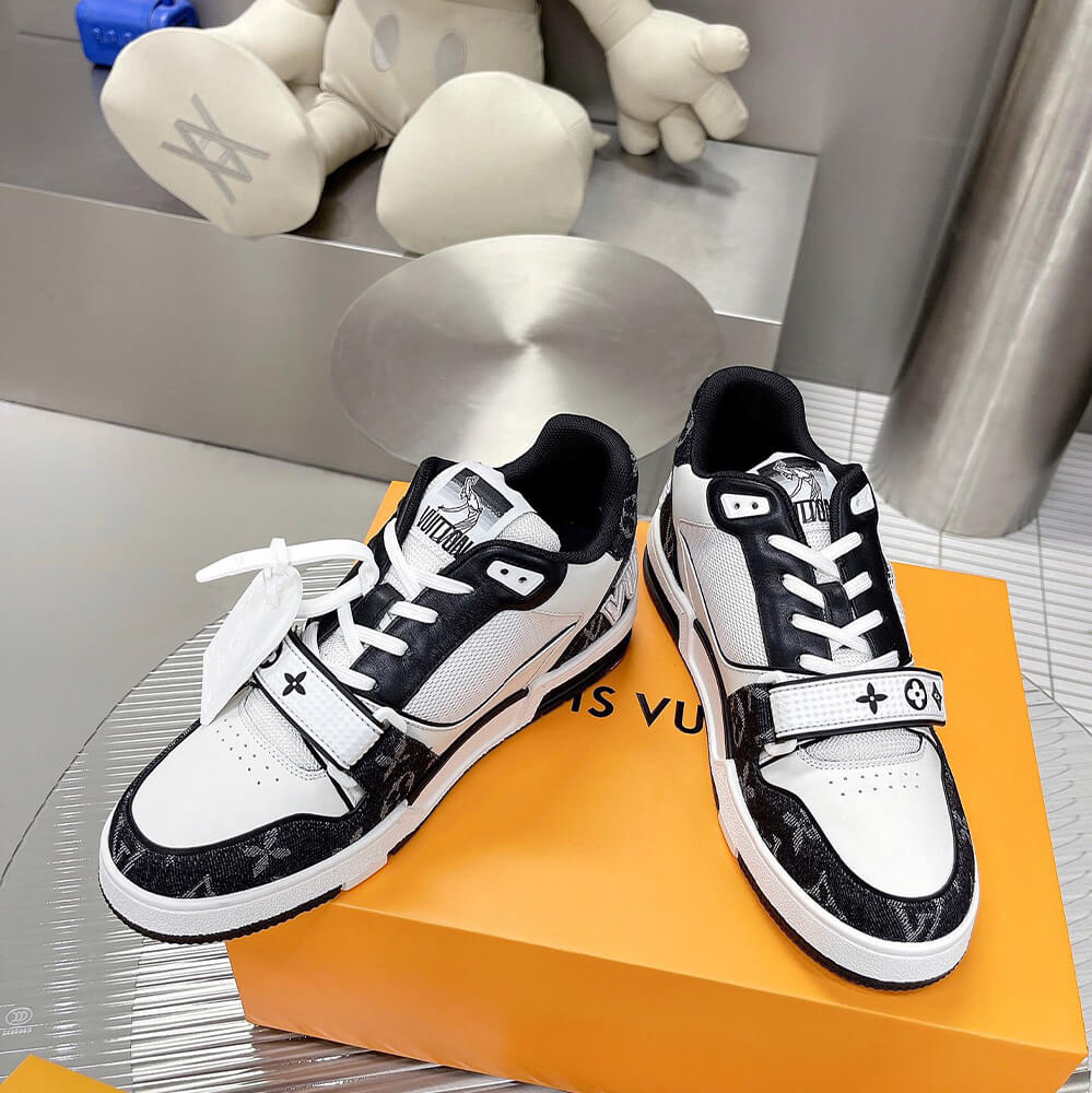 LV Trainer Maxi Sneaker