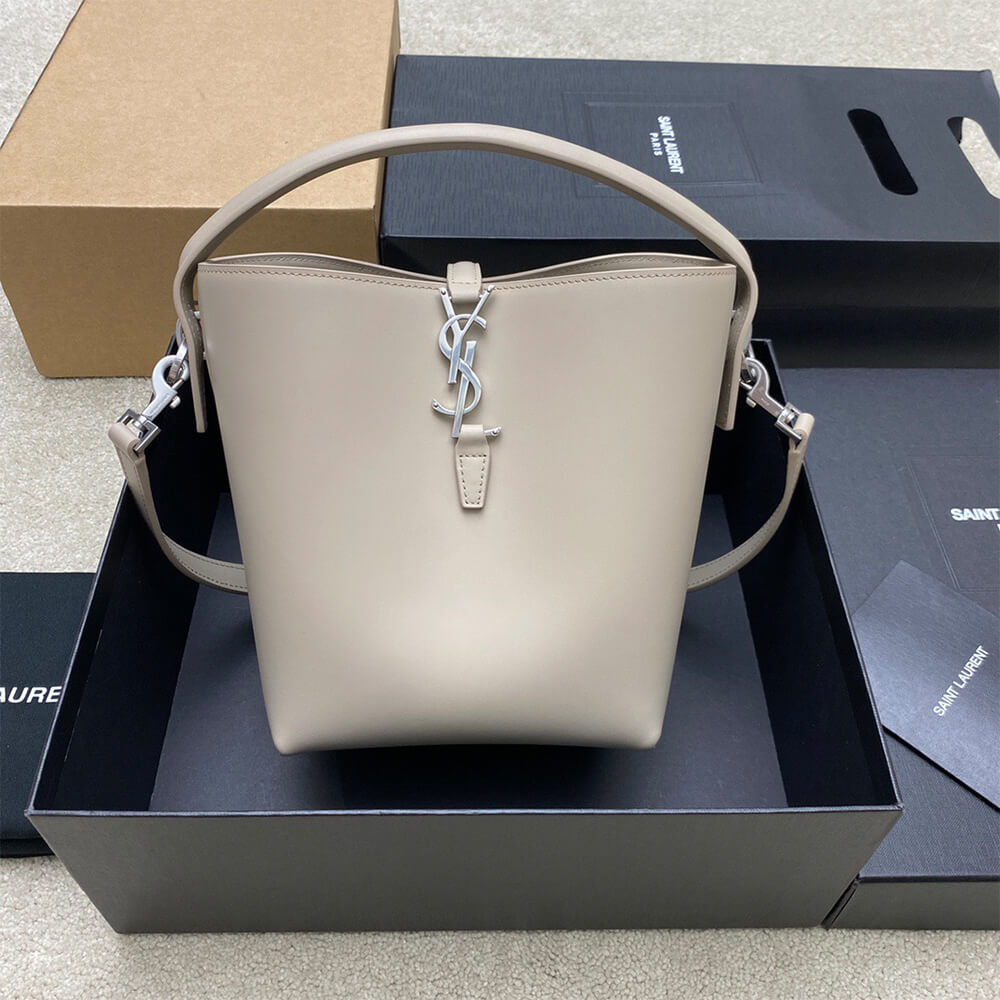 YSL LE 37 small in shiny leather