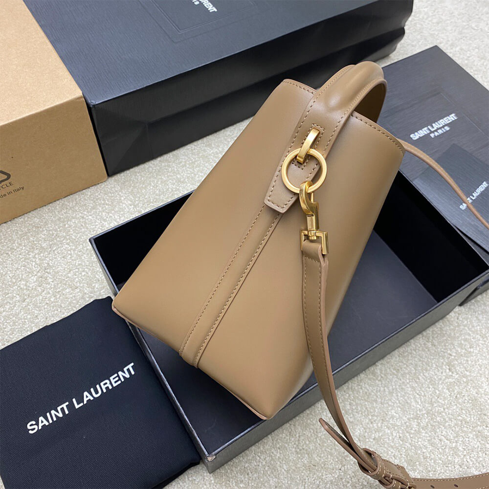 YSL LE 37 small in shiny leather