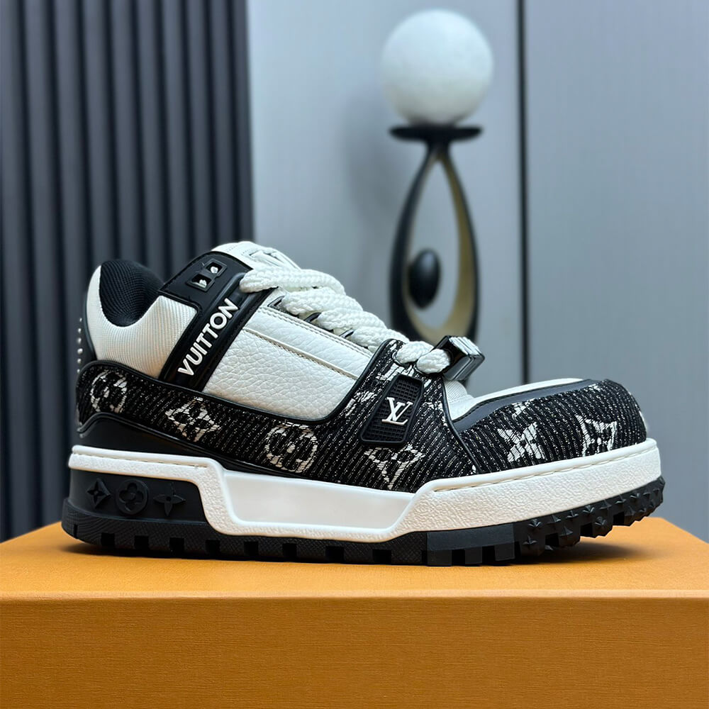 LV Trainer Maxi Sneaker