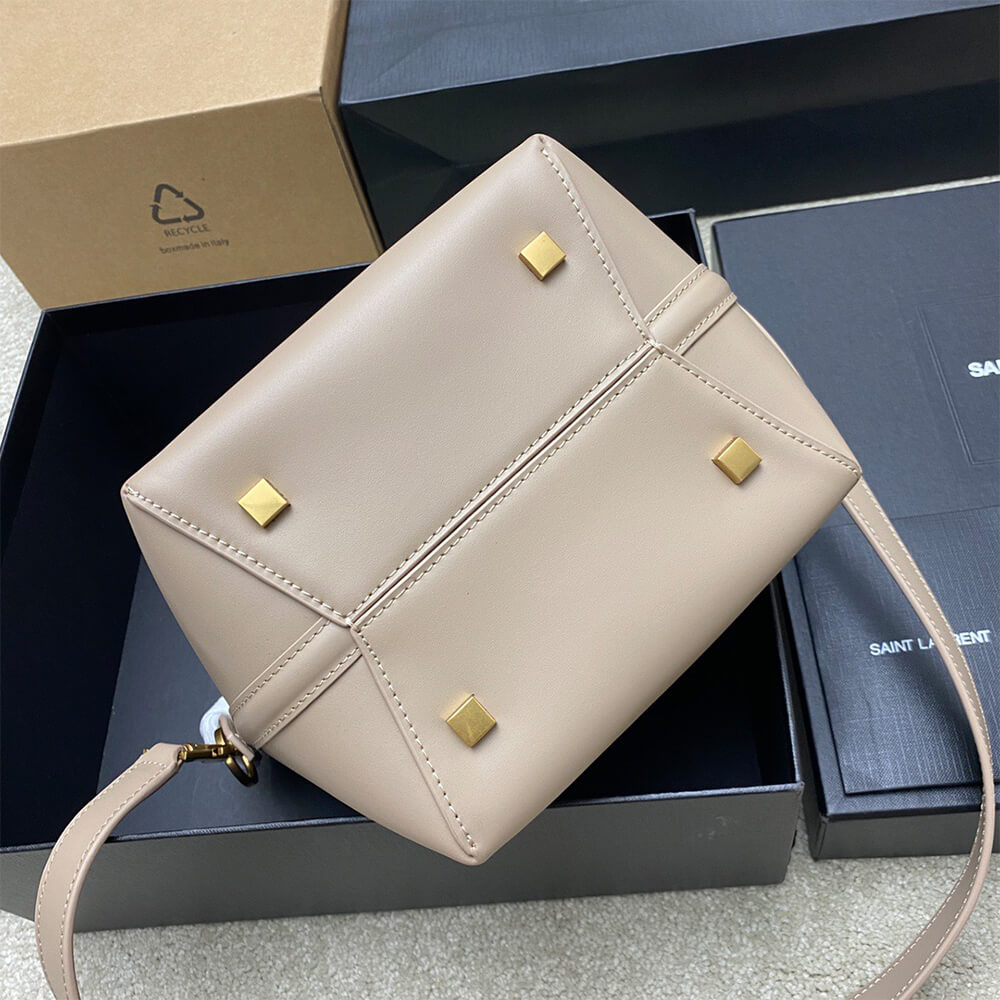 YSL LE 37 small in shiny leather