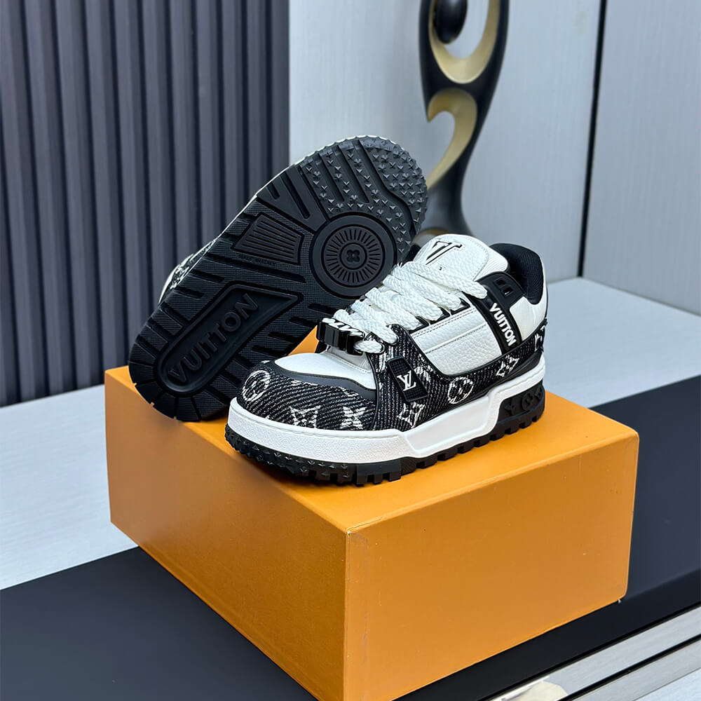 LV Trainer Maxi Sneaker