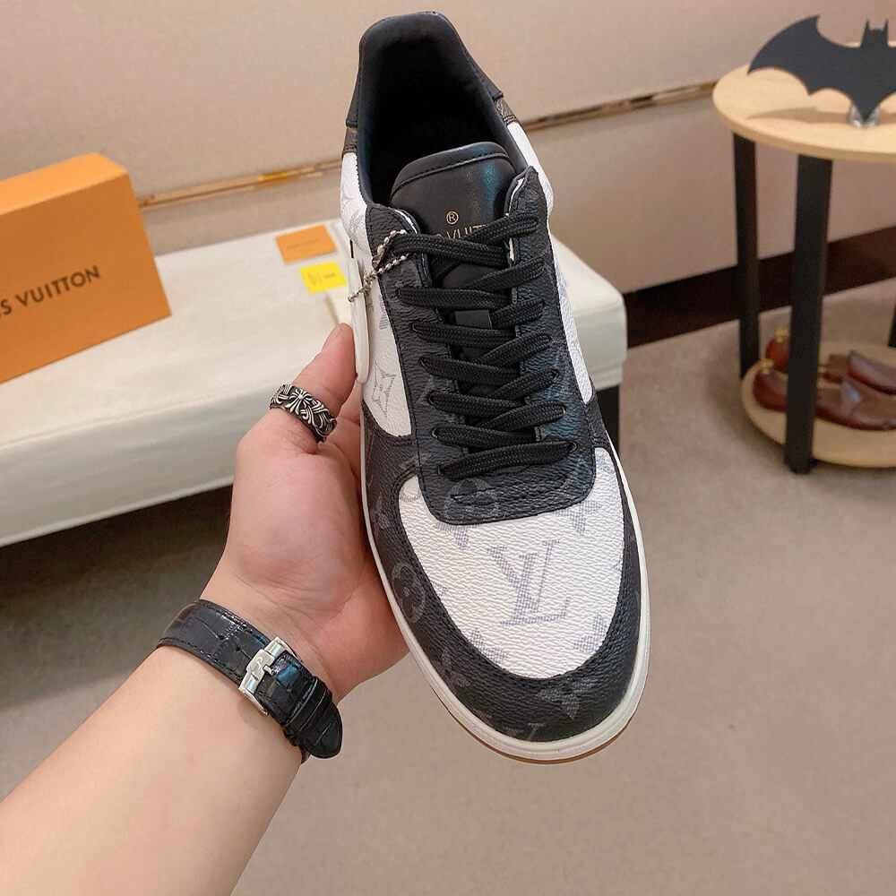 Louis Vuitton Rivoli Sneaker