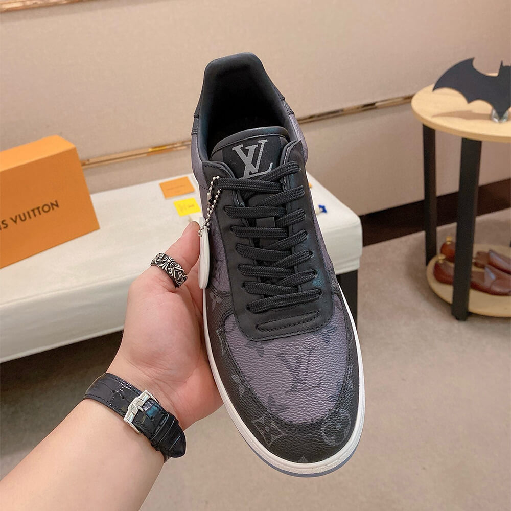 Louis Vuitton Rivoli Sneaker