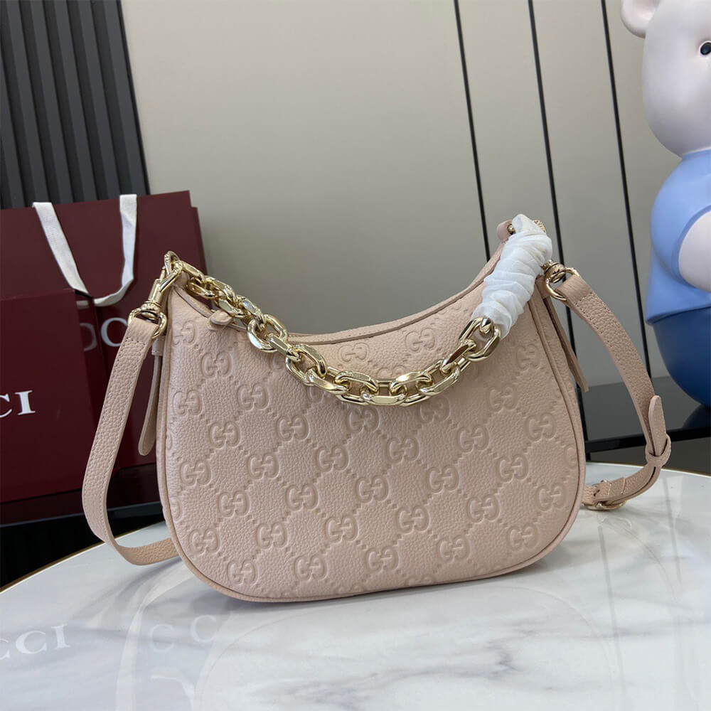 GG Emblem small shoulder bag