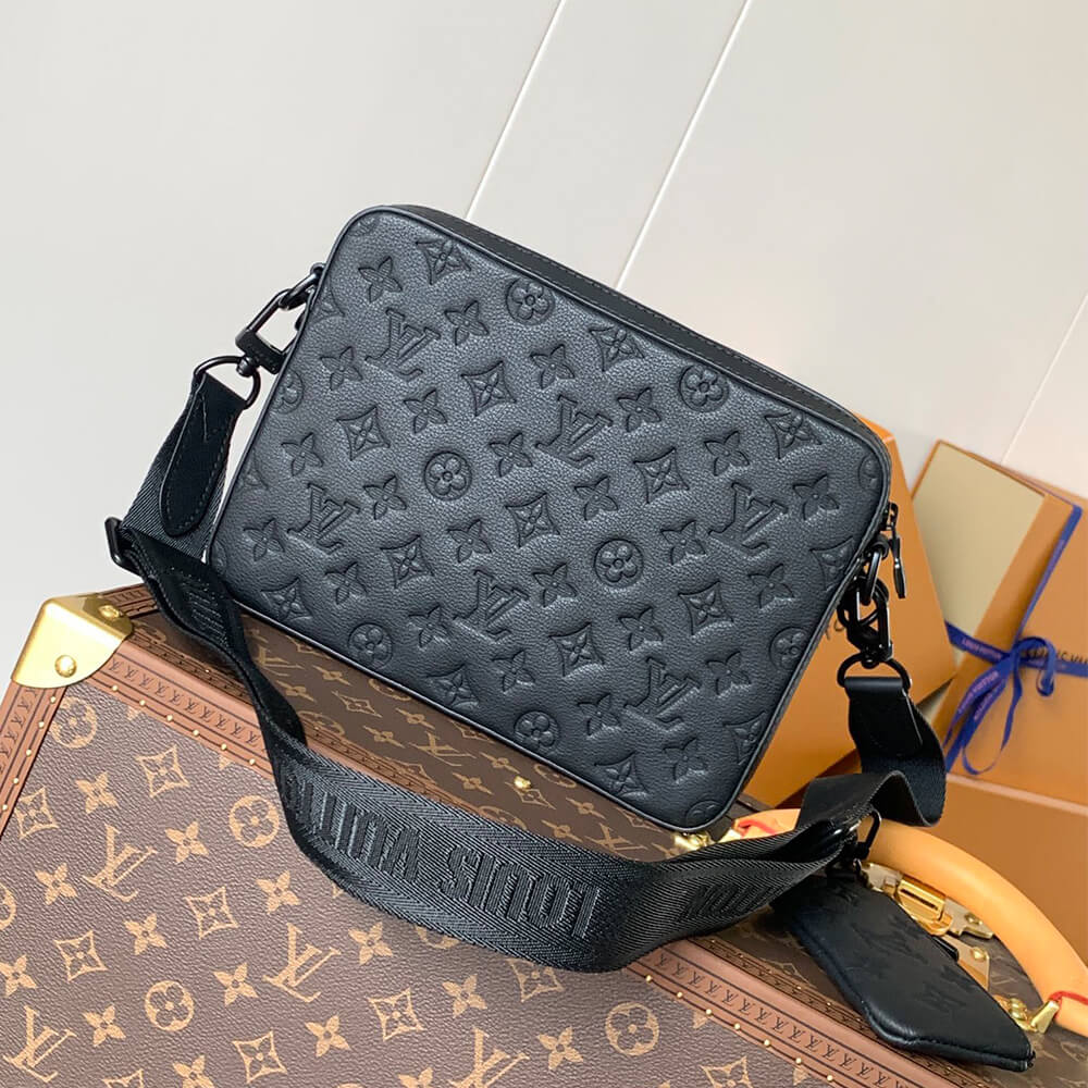 LV rio Messenger Bag