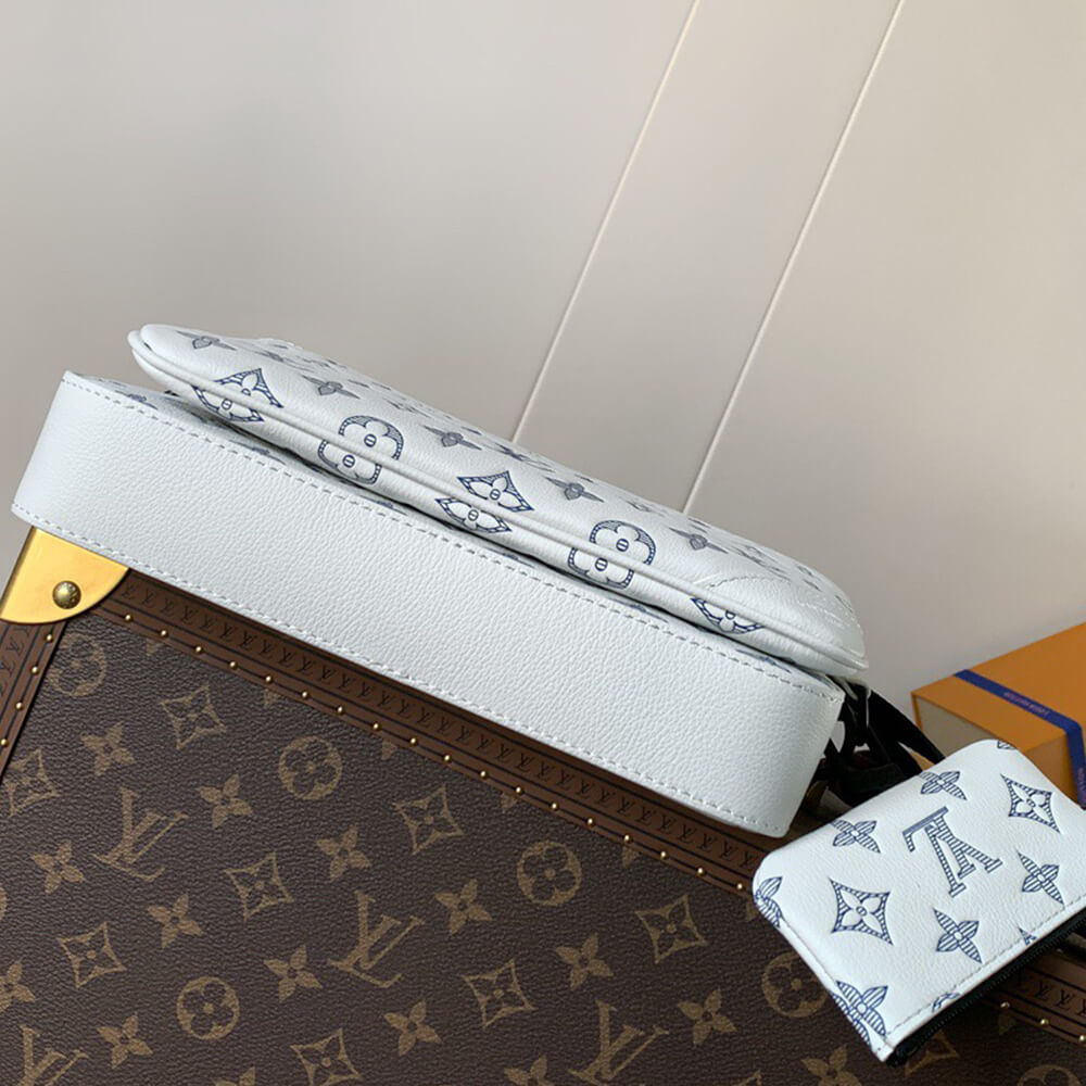 LV rio Messenger Bag