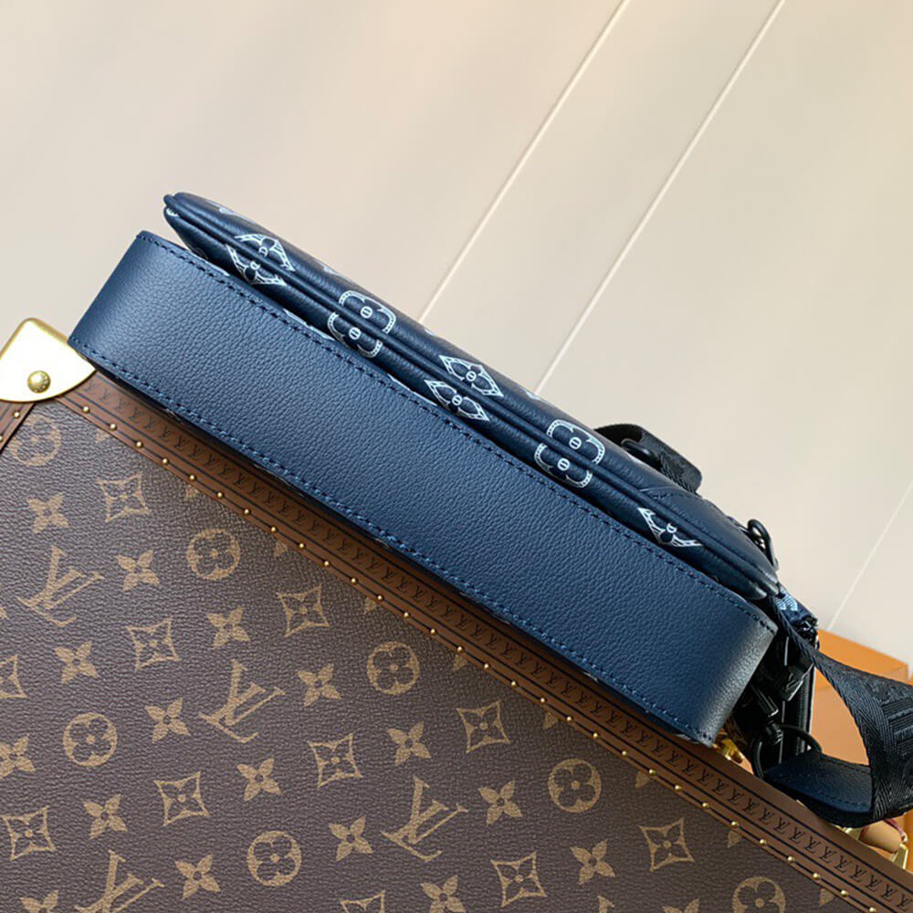 LV rio Messenger Bag