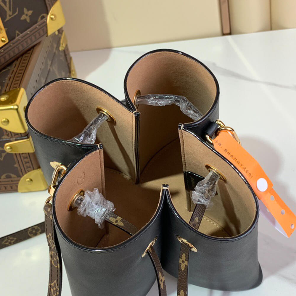 LV Bloom PM