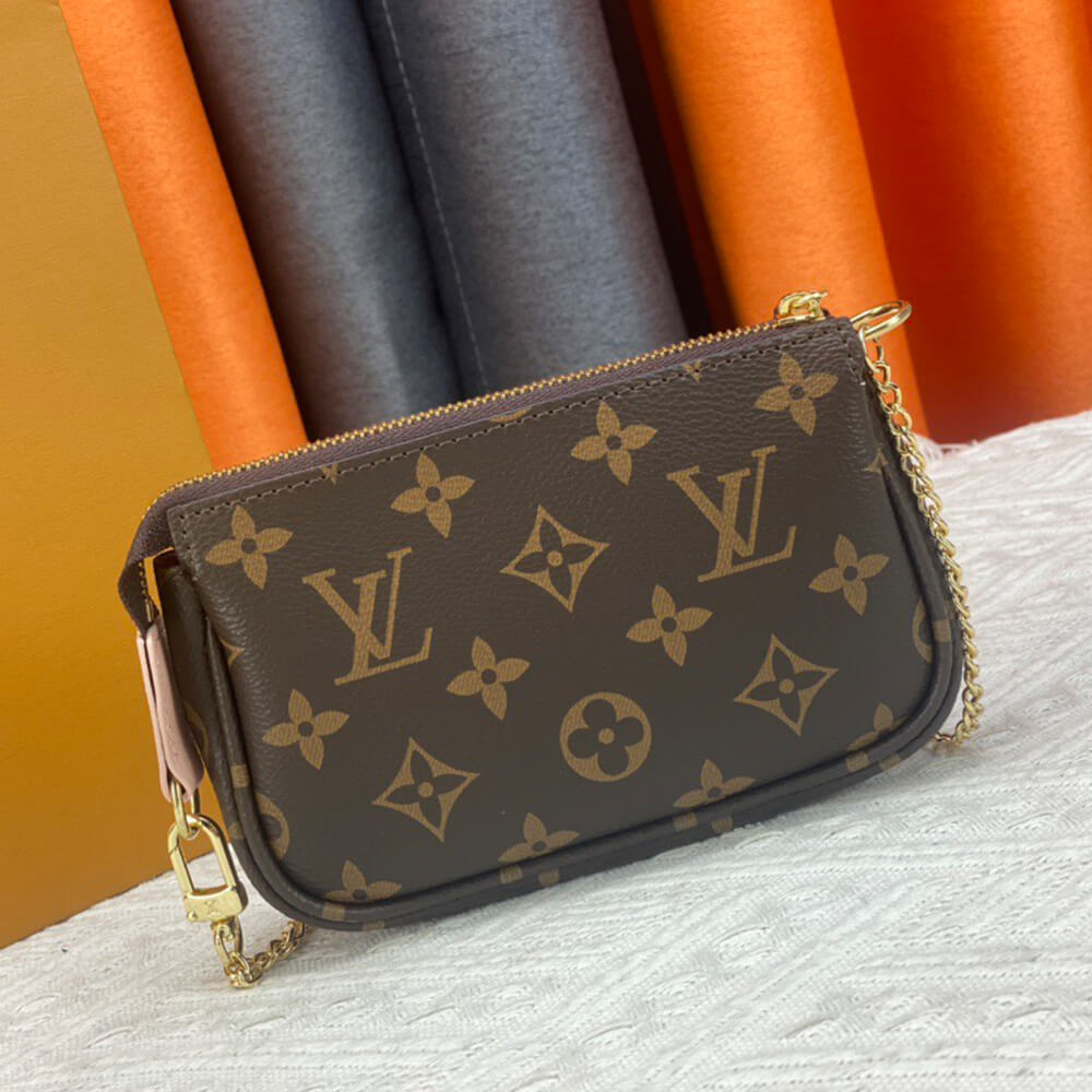 LV Mini Pochette Accessoires