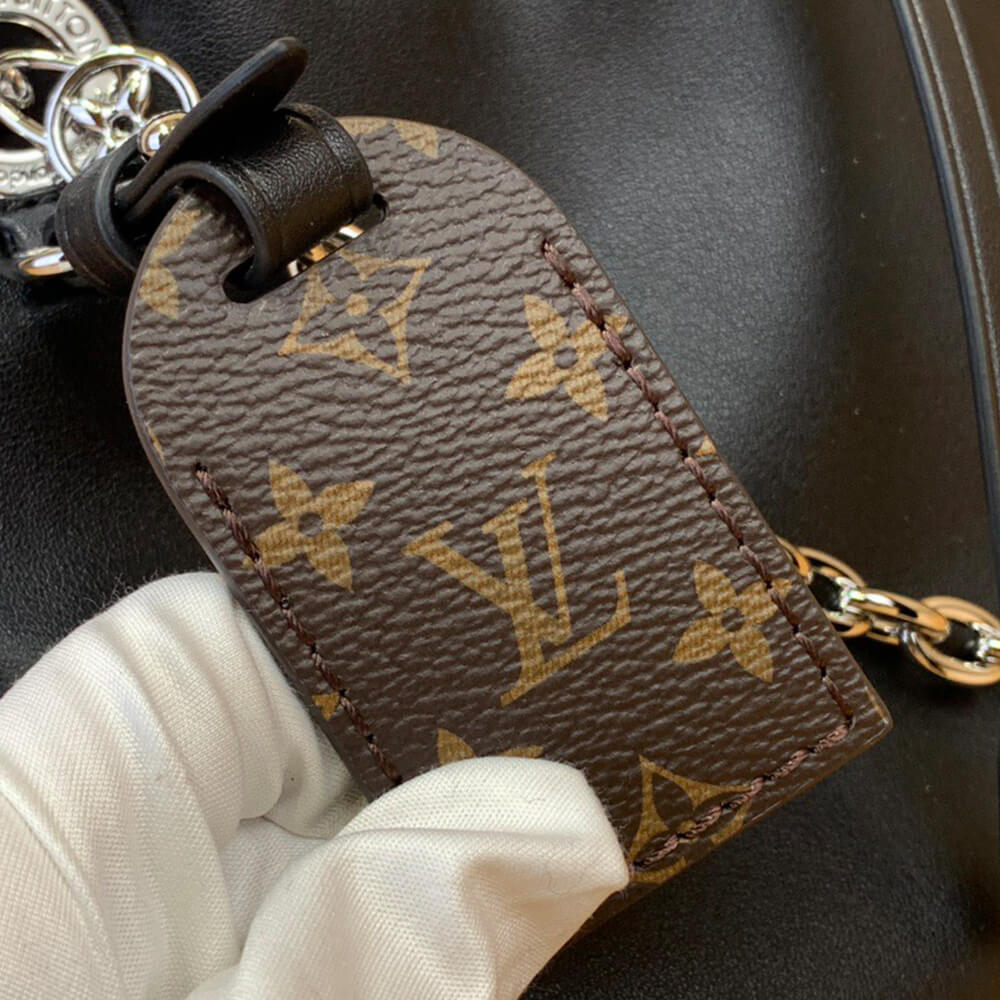 LV CarryAll Vibe BB